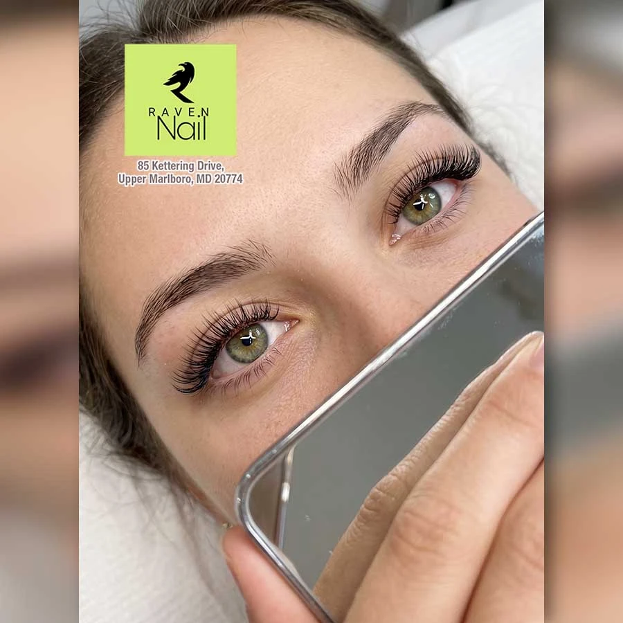 Raven nails_Eyelash service
